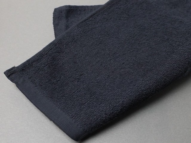 業務用 スレン染め 黒 フェイスタオル 240匁